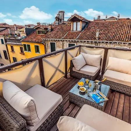 Ca' Del Teatro Terrace Apartment Venice