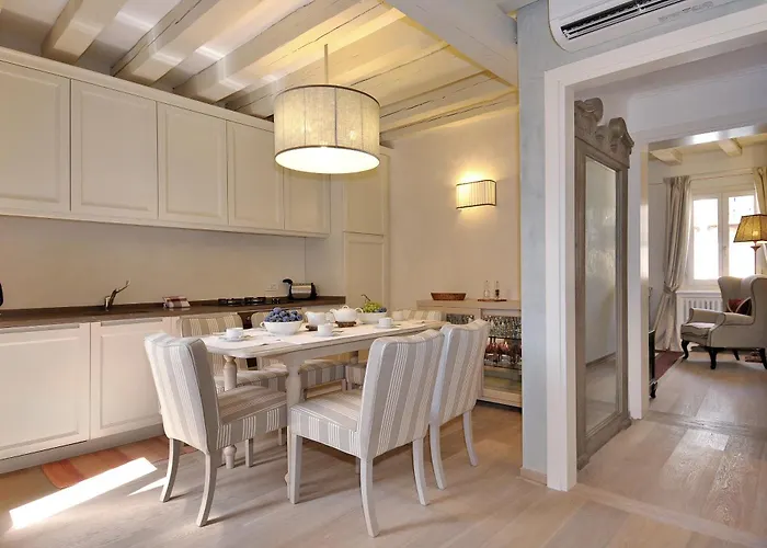 Ca' Del Teatro Terrace In San Marco District Lägenhet *